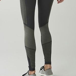 LULULEMON 8 Slate About That Base Tight